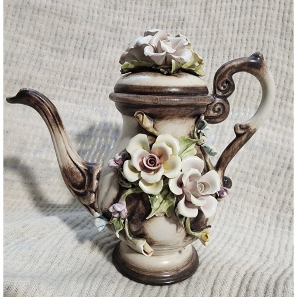 Capodimonte Vintage Decoration‎ Italian Porcelain Teapot with Flowers Minature